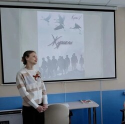 В преддверии праздника Великой Победы в мик. Озерки в Семейной гостиной прошло мероприятие 